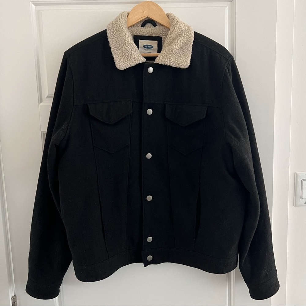 OLD NAVY BLACK/CREAM MENS JACKET